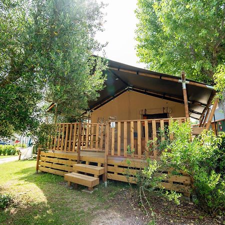 Sivinos Camping Boutique Manerba del Garda Luaran gambar