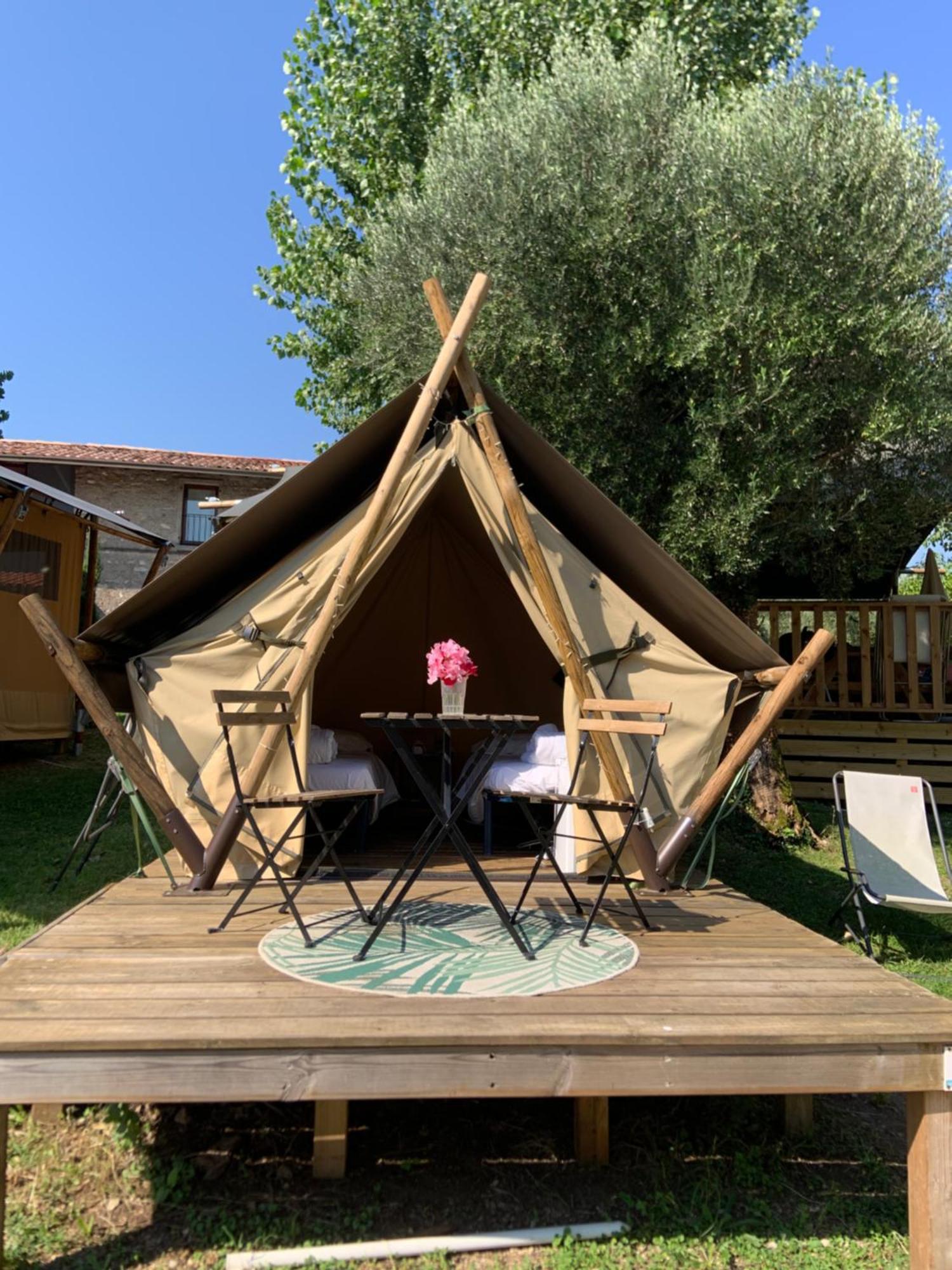 Sivinos Camping Boutique Manerba del Garda Luaran gambar